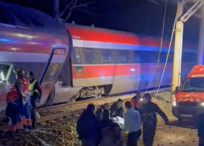 21 killed, dozens hurt in high-speed train crash in Spin