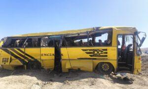 په بادغیس کې ترافیکي پېښې د نهو کسانو ژوند واخیست او ۳۵ نور ټپیان شول