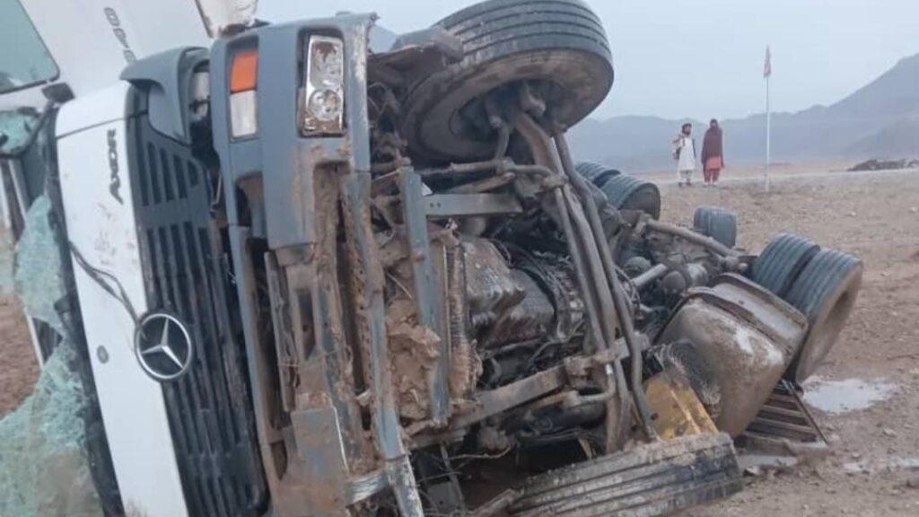 رویداد ترافیکی در غزنی جان پنج تن را گرفت