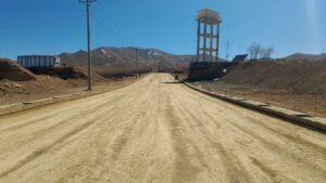 لوګر پوهنتون کې د ۵۰ میلیون افغانیو په لګښت د سړکونو جوړولو پروژې چارې پيل شوې