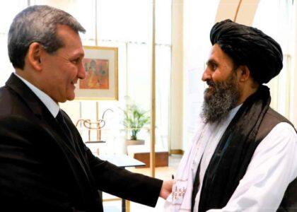 ملا عبدالغني برادر له ترکمنستاني پلاوي سره د لیدنې په موخه هرات ته ولاړ