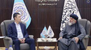 گفت‌وگوی وزیر صنعت و تجارت افغانستان با والی سیردریای اوزبیکستان درباره گسترش روابط تجاری