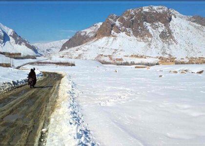 د میدان‌وردګو د چک – دایمیرداد سړک رغولو چارې په قرارداد ورکړل شوې
