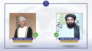 متقی با همتای عمانی خود دربارۀ تحولات اخیر منطقه و روابط دوجانبه گفت‌وگو کرد