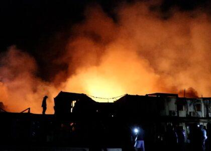 خشم افغان‌ها از بمباران پاکستان بر شفاخانۀ معتادین در کابل