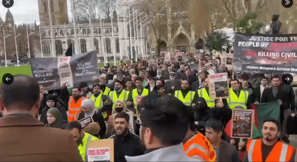 Afghans in UK protest, call Pakistani strikes on Afghanistan war crimes
