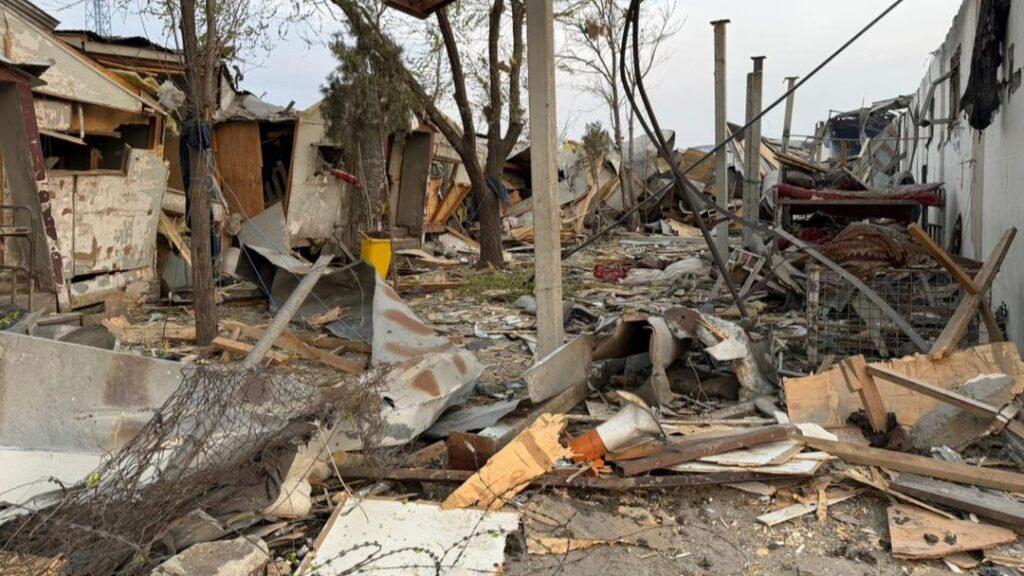 بنیاد بین‌المللی حقوق بشر: پاکستان فوراً حملات بر مناطق غیرنظامی در افغانستان را متوقف کند