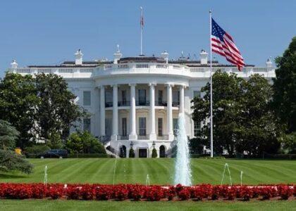 سخنگوی کاخ سفید: ترمپ به‌دنبال تأمین هزینۀ جنگ امریکا علیه ایران از کشورهای عربی است