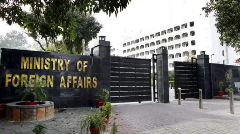 Islamabad to host 4-nation FMs’ meeting on easing regional tensions