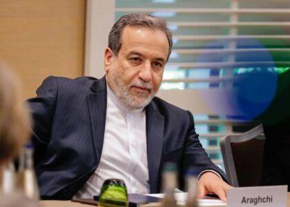 عراقچي: د هرمز تنګی نه دی تړل شوی