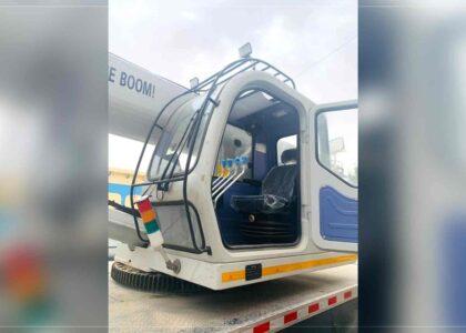 8 cranes worth $1.5m purchased for customs offices