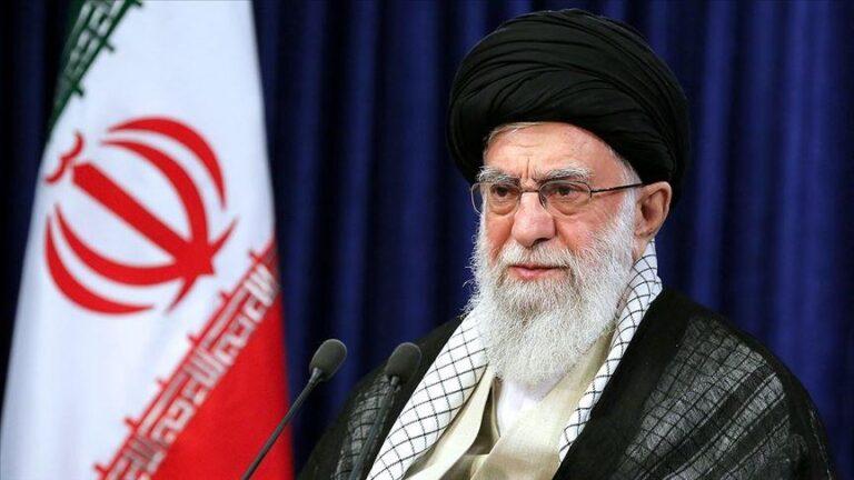 د خامنه‌يي مړینه؛ په ایران کې ۴۰ ورځې ماتم او اووه ورځې رخصتي اعلان شوه