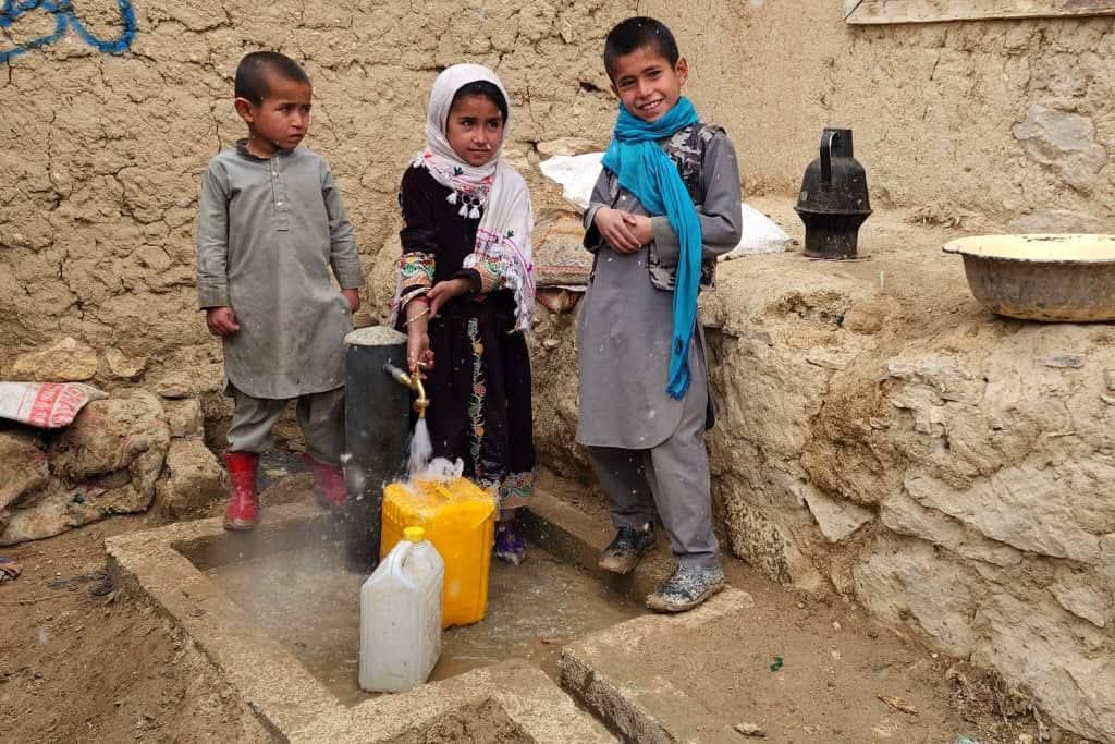 با ساخت یک شبکۀ ‌آبرسانی در غور نُه قریه از آب صحی مستفید شدند