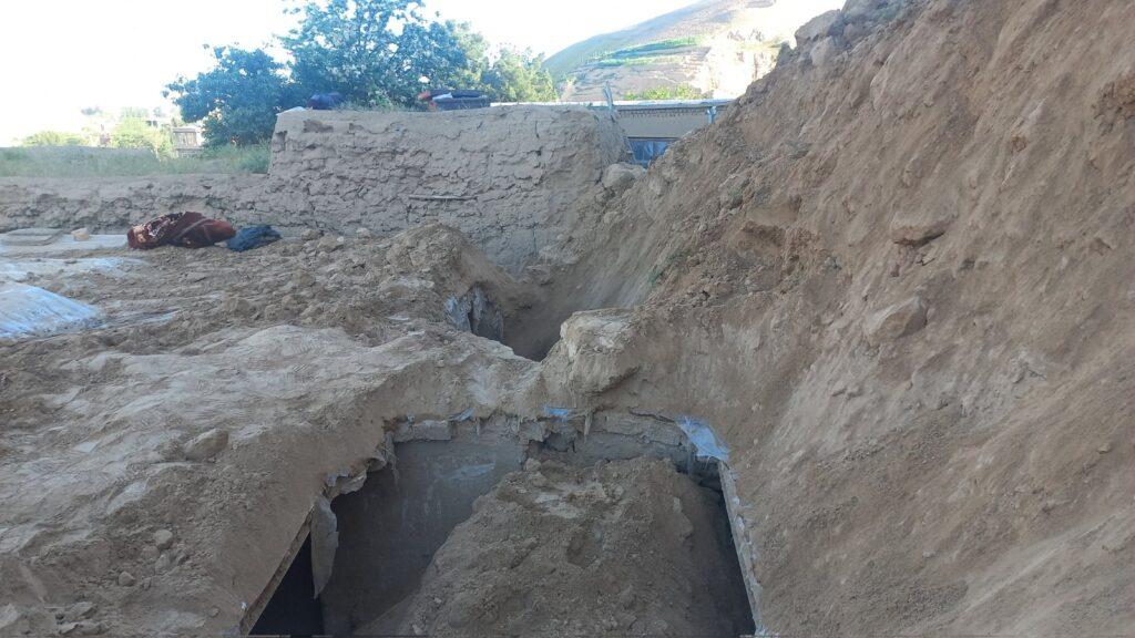 بادغیس کې د پاڼ لوېدو پېښه؛ د یوې کورنۍ پنځه کسان مړه او دوه نور ټپیان شوي