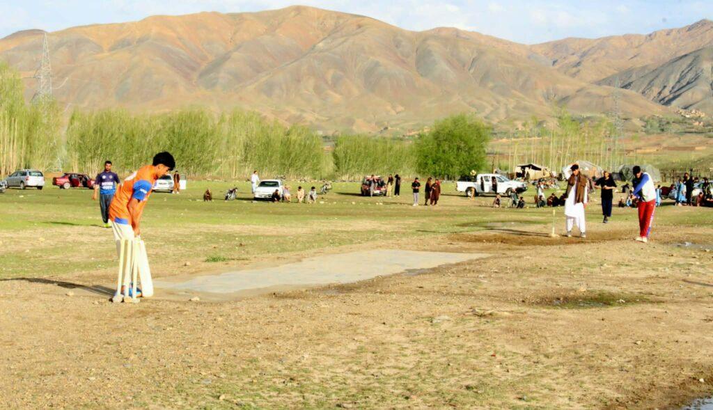 میدان‌وردګو کې د کرکټ اختریز جام سیالۍ د برادرز لوبډلې په اتلولۍ پای ته ورسېدې