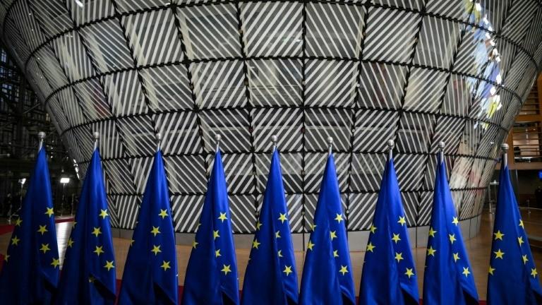 اروپايي ټولنه په نږدې راتلونکي کې د افغان کډوالو پر ایستلو د خبرو لپاره د ا.ا یو پلاوی ورغواړي