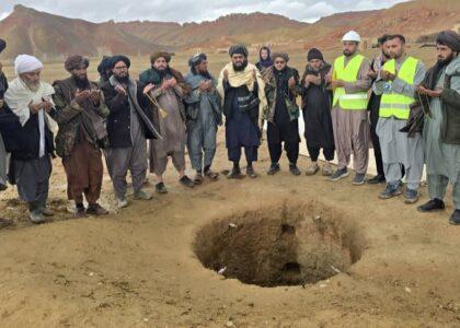 کار ساخت پنج‌ شبکهٔ آب‌رسانی در غور آغاز شد