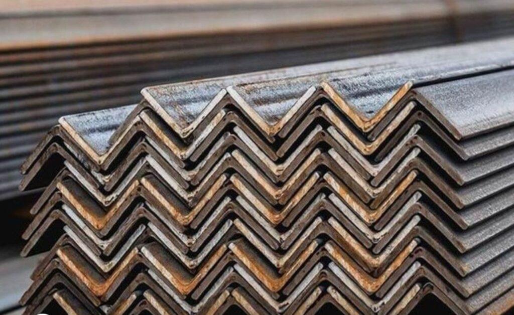 ۴۰ ټنه بې‌کیفیته اوسپنه د اسلام‌کلا له بندره بېرته صادروونکي هېواد ته ګرځول شوې