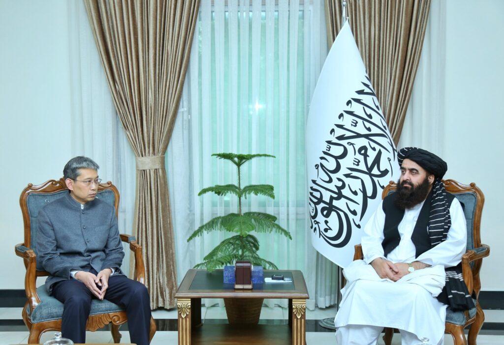 متقي: په چین کې تر دمه له پاکستاني لوري سره ګټورې خبرې شوې دي