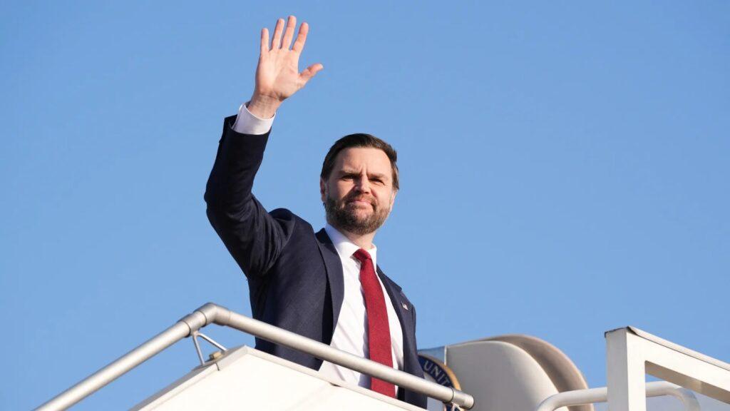 جی‌دی ونس برای مذاکرات به پاکستان می‌رود