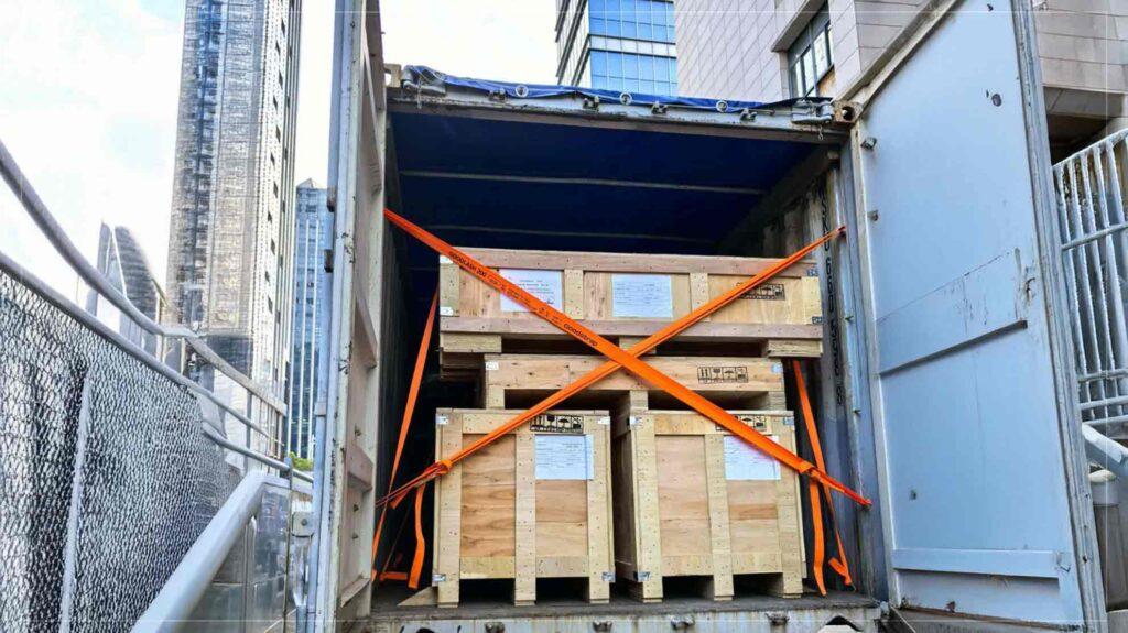 تجهیزات مدرن طبی به ارزش ۱۳۰ میلیون افغانی برای شفاخانۀ ولایتی نیمروز خریداری شد