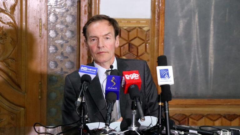 Afghanistan, Pakistan should return to dialogue, diplomacy: Lindsay