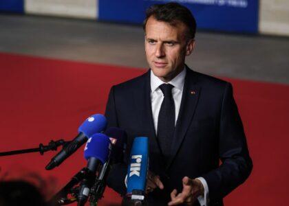 مکرون: اروپایی‌ها باید پا پیش بگذارند و از منافع خود دفاع کنند