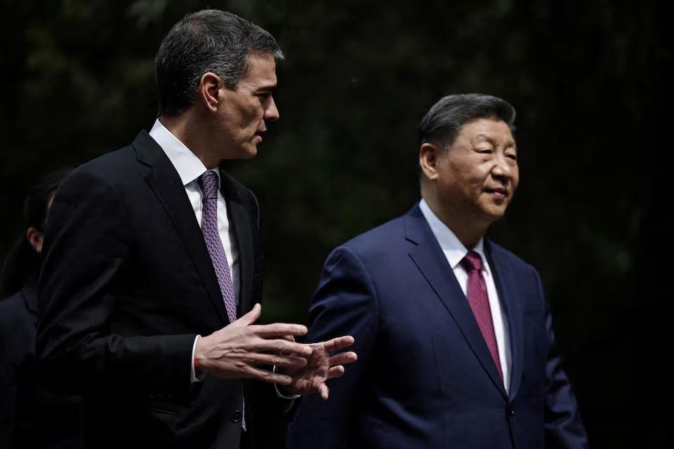 Spanish PM in China urges greater Beijing role on global challenges