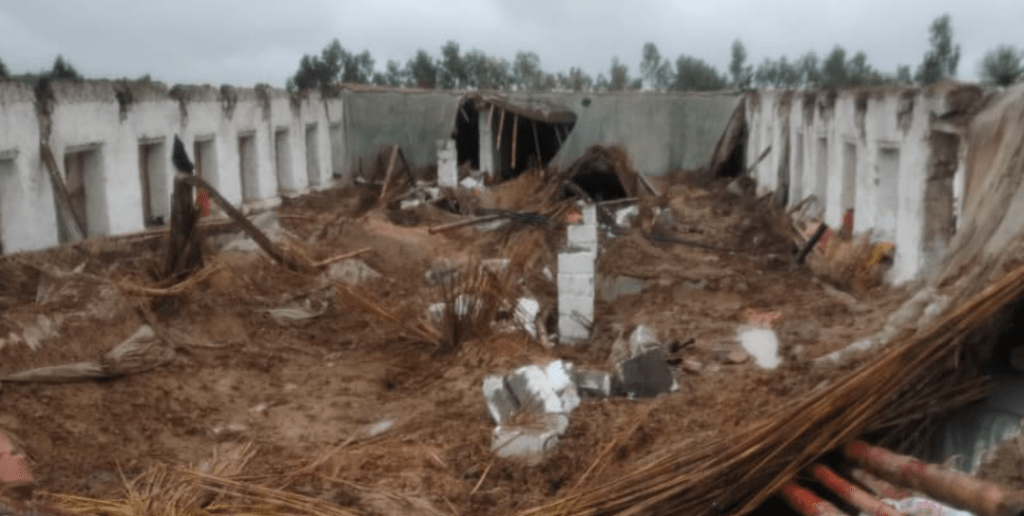 1 dead, another injured as poultry farm collapses in Nangarhar