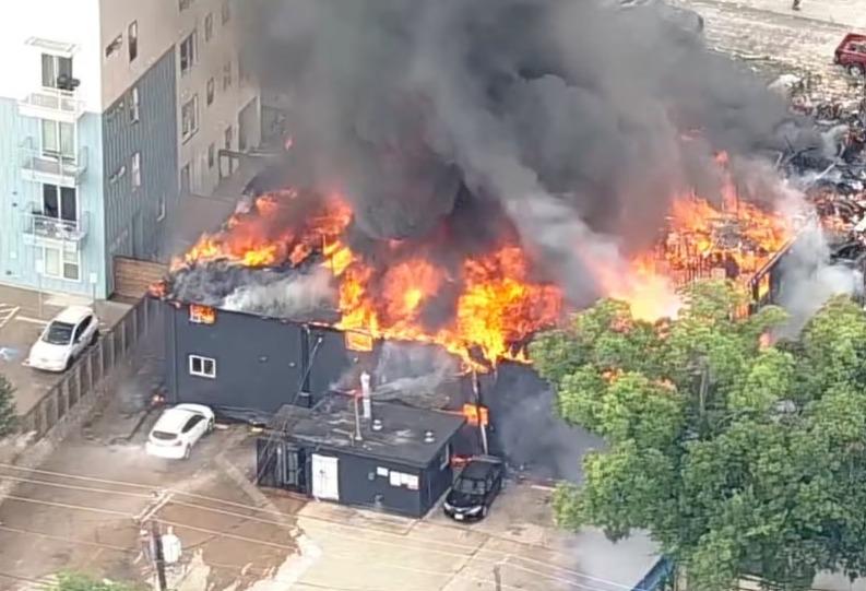 3 killed in suspected gas explosion in Texas