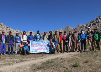 13 Ghazni mountaineers climb 3,000-metre peak