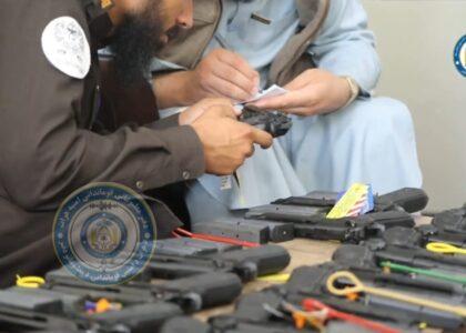 Herat police seize 15 pistols, suspect detained