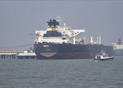 Iran offers maritime services to ships in Strait of Hormuz