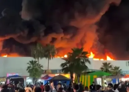 5 killed in fire at fairground in Mexico