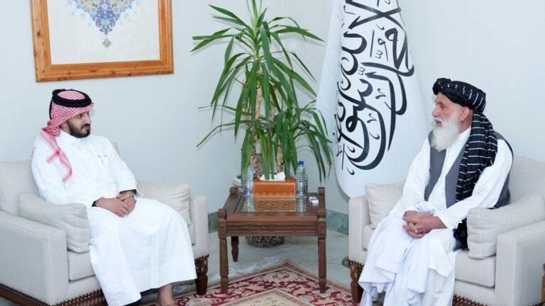 ملا عبدالواسع: سطح همکاری‌ها میان افغانستان و قطر باید بیشتر شود