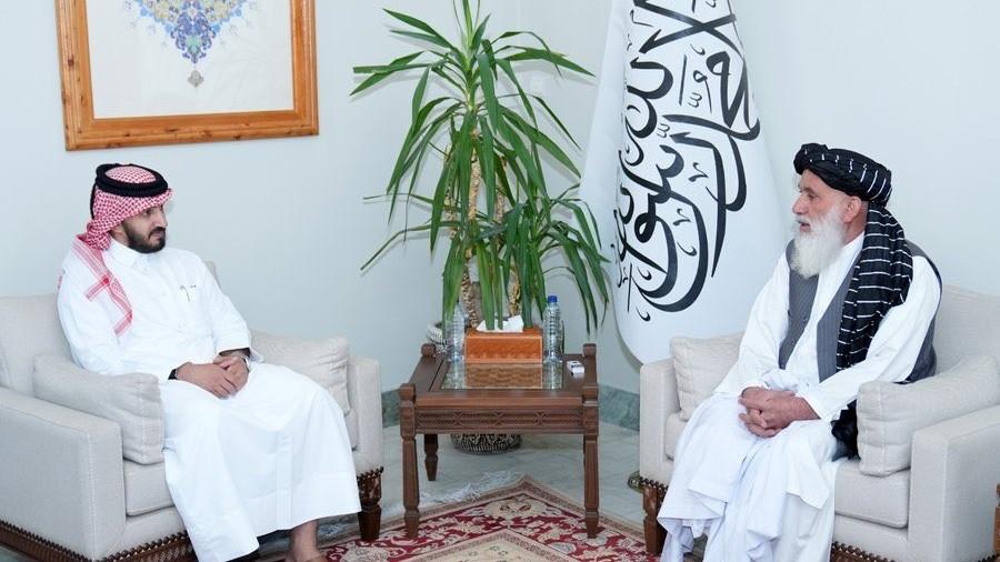 ملا عبدالواسع: سطح همکاری‌ها میان افغانستان و قطر باید بیشتر شود