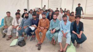 561 Afghans freed from Pakistani prisons, return home: MoRR