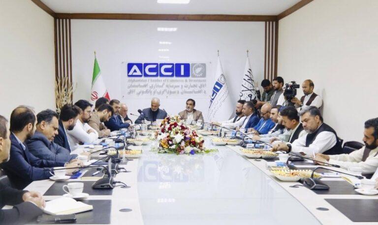 Afghan, Iranian officials stress expanding trade, investment cooperation