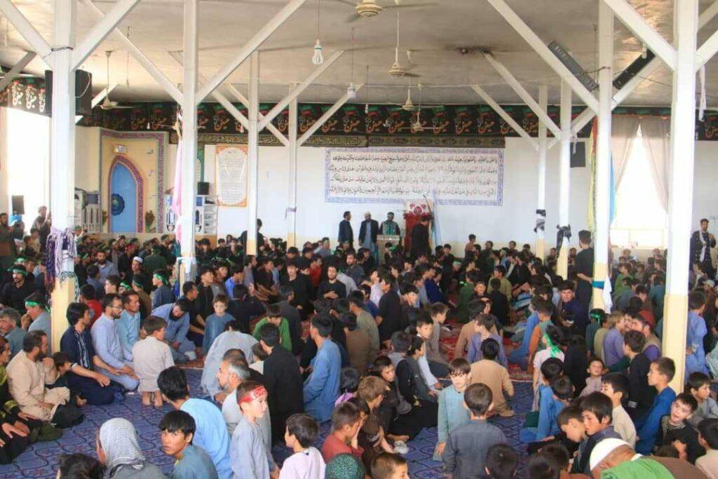 Karzai, Abdullah mark Ashura, stress unity and justice