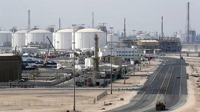 Explosion at Qatar LNG facility leaves 54 injured, 18 missing
