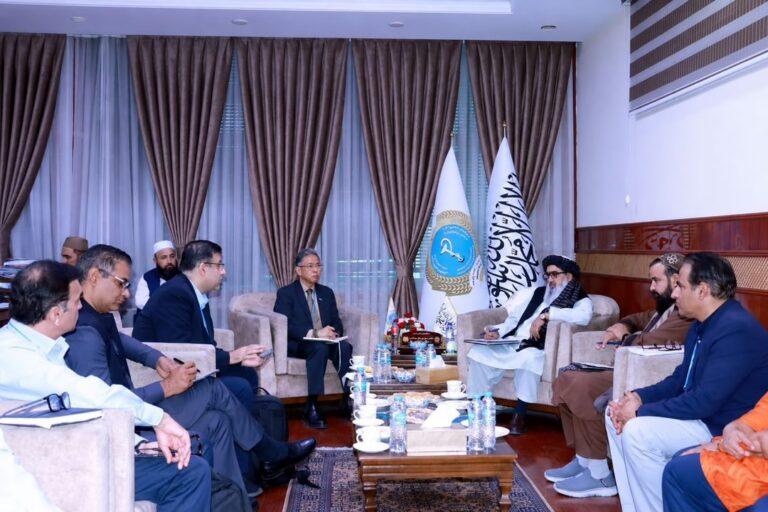 جلالي د روغتیا نړۍوال سازمان له مشر سره د روغتیايي پروګرامونو پر پیاوړتیا غږېدلی