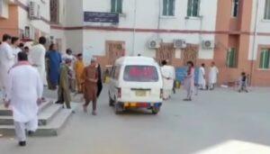 بنو کې دوو چاودنو اووه کسان وژلي او درې یې ټپیان کړي دي