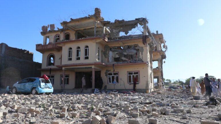 فطرت: د پاکستان پوځي رژیم د تېرې شپې بریدونو کې ۳۶ کسان شهیدان او ۱۶۳ نور ټپیان شوي