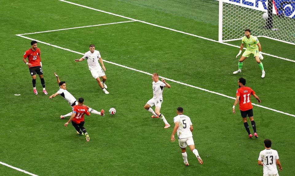 Spin rout Saudi Arabia, Egypt beat New Zealand in World Cup