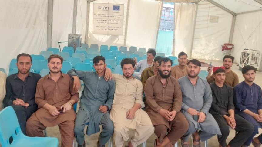 د پاکستان له بندخونو ۷۹ افغانان ازاد او هېواد ته راستانه شول