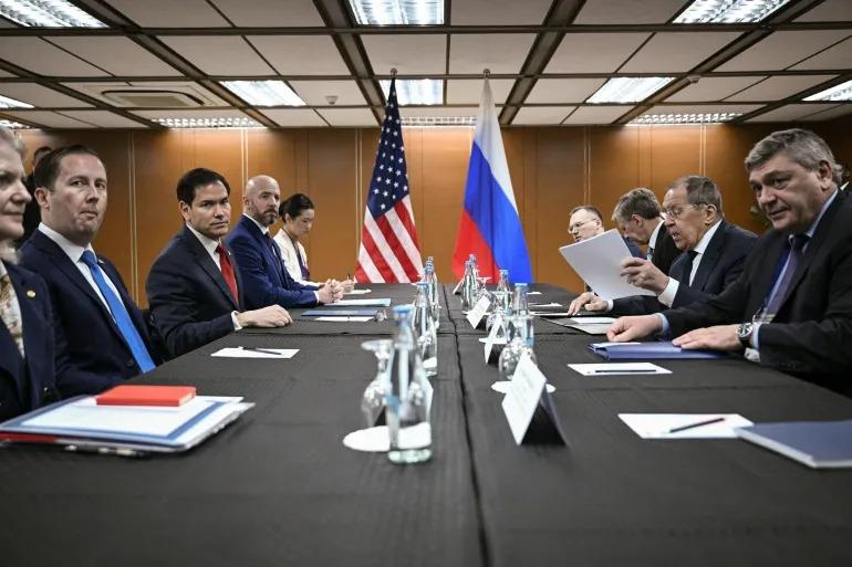 وزیران خارجۀ امریکا و روسیه دربارۀ جنگ اوکراین گفت‌وگو کردند