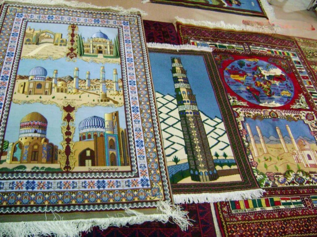 در شش ماه گذشته بیش از ۱۰ هزار متر مربع قالین از هرات به آلمان صادر شده‌است