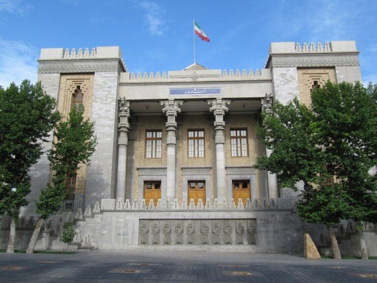 وزارت خارجۀ ایران: حملات امریکا نقض منشور ملل متحد و تفاهم خاتمۀ جنگ است