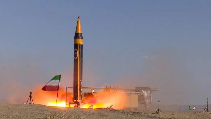 سپاه پاسدارن از حمله موشکی به پایگاه نیروهای امریکایی در اردن خبر داد
