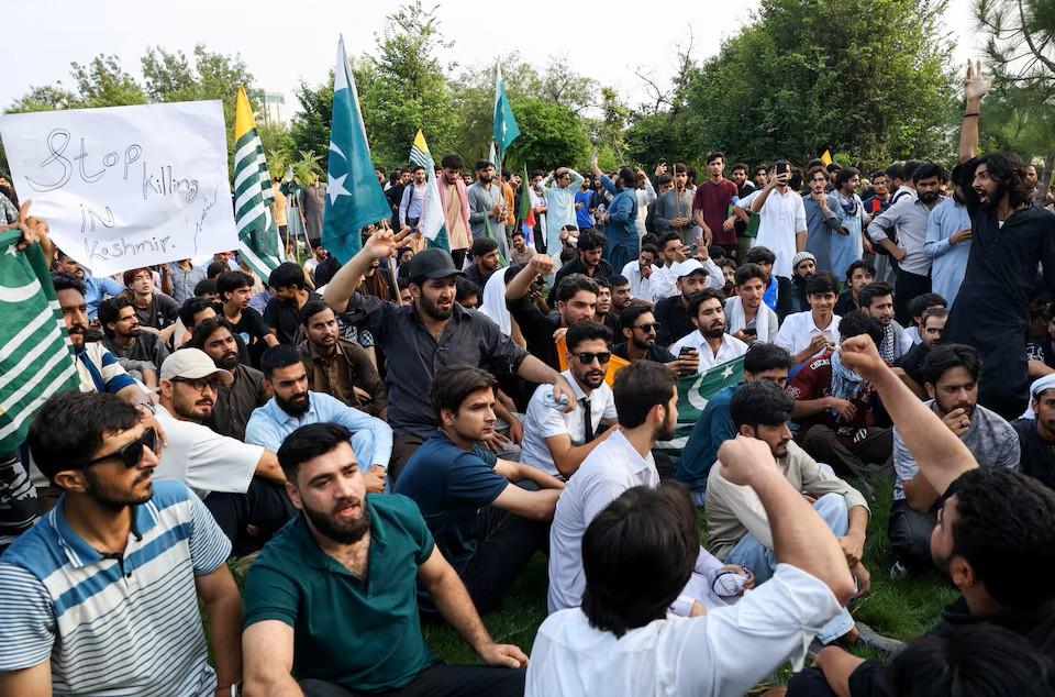 درگیری‌های مرگبار همزمان با انتخابات منطقه‌ای در کشمیر تحت ادارۀ پاکستان
